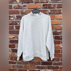 NWT American Eagle Mockneck